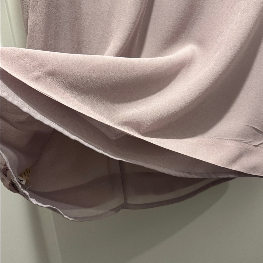 Elegant Lavender Blouse - Picture 6 of 7